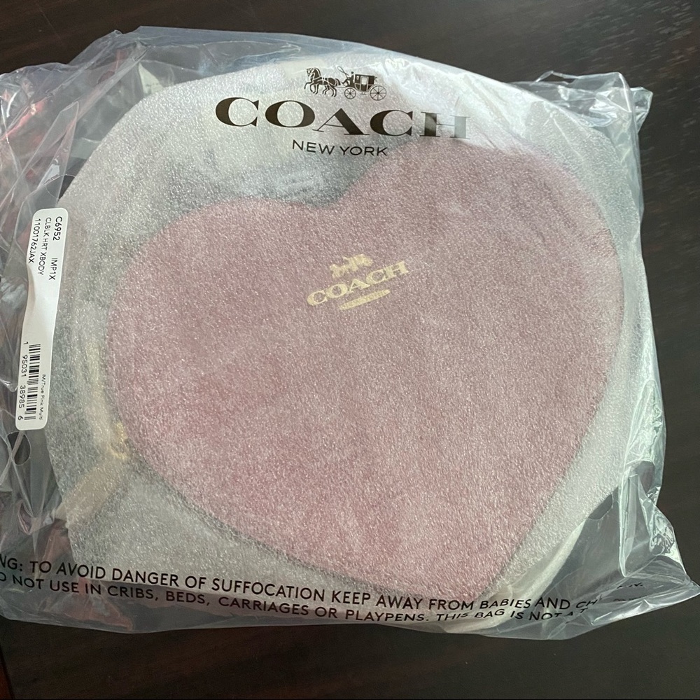 Coach Heart Crossbody In Colorblock - Picture 7 of 8